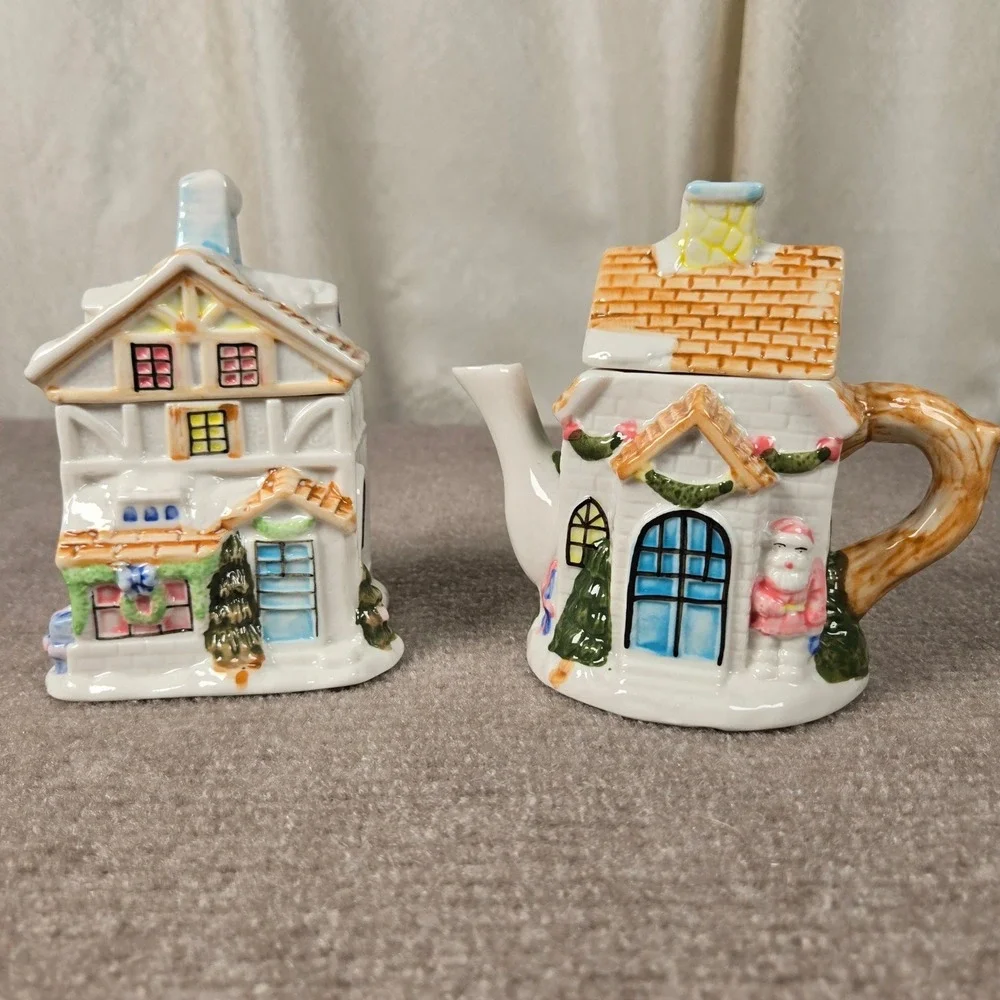 Houston Harvest  Christmas Cottage Ceramic Sugar Bowl & Creamer Set